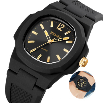 SKMEI 1717 relógios de quartzo de marca personalizada pulseira de silicone OEM masculino relógio de pulso atacado
